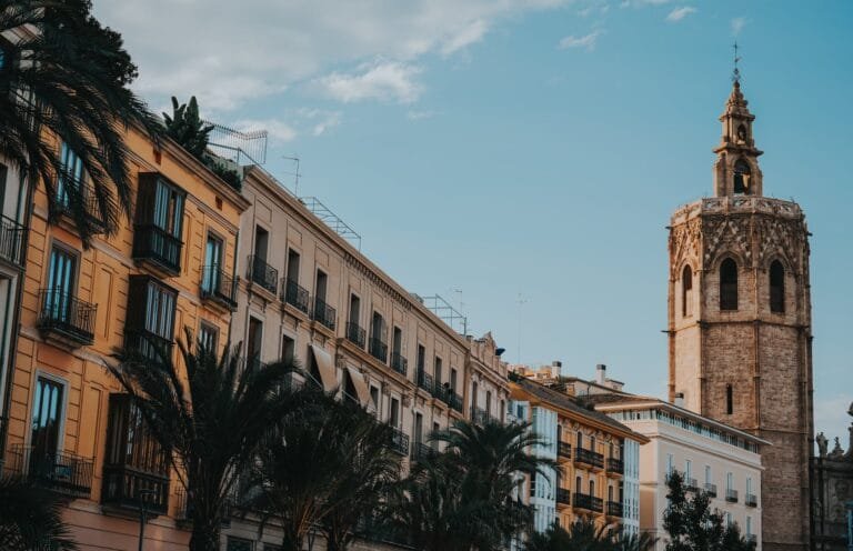 La legendaria torre del Micalet y su campana: ¿realidad o invención? – Relatando Terror y Leyendas